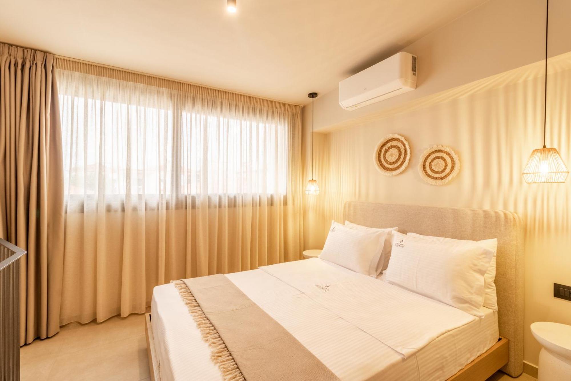 Adorno Private Suites Only Adults & Kids 12 Plus Vrasná Esterno foto