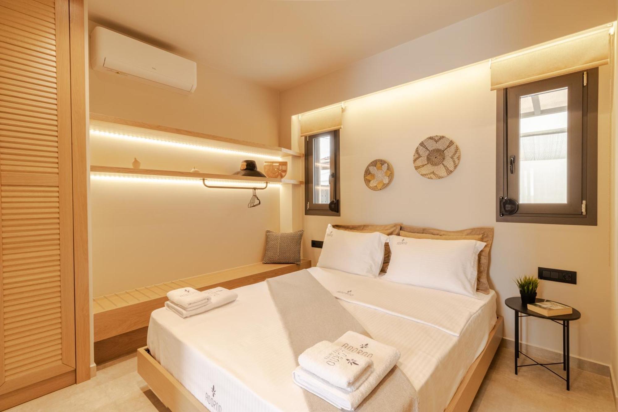 Adorno Private Suites Only Adults & Kids 12 Plus Vrasná Esterno foto